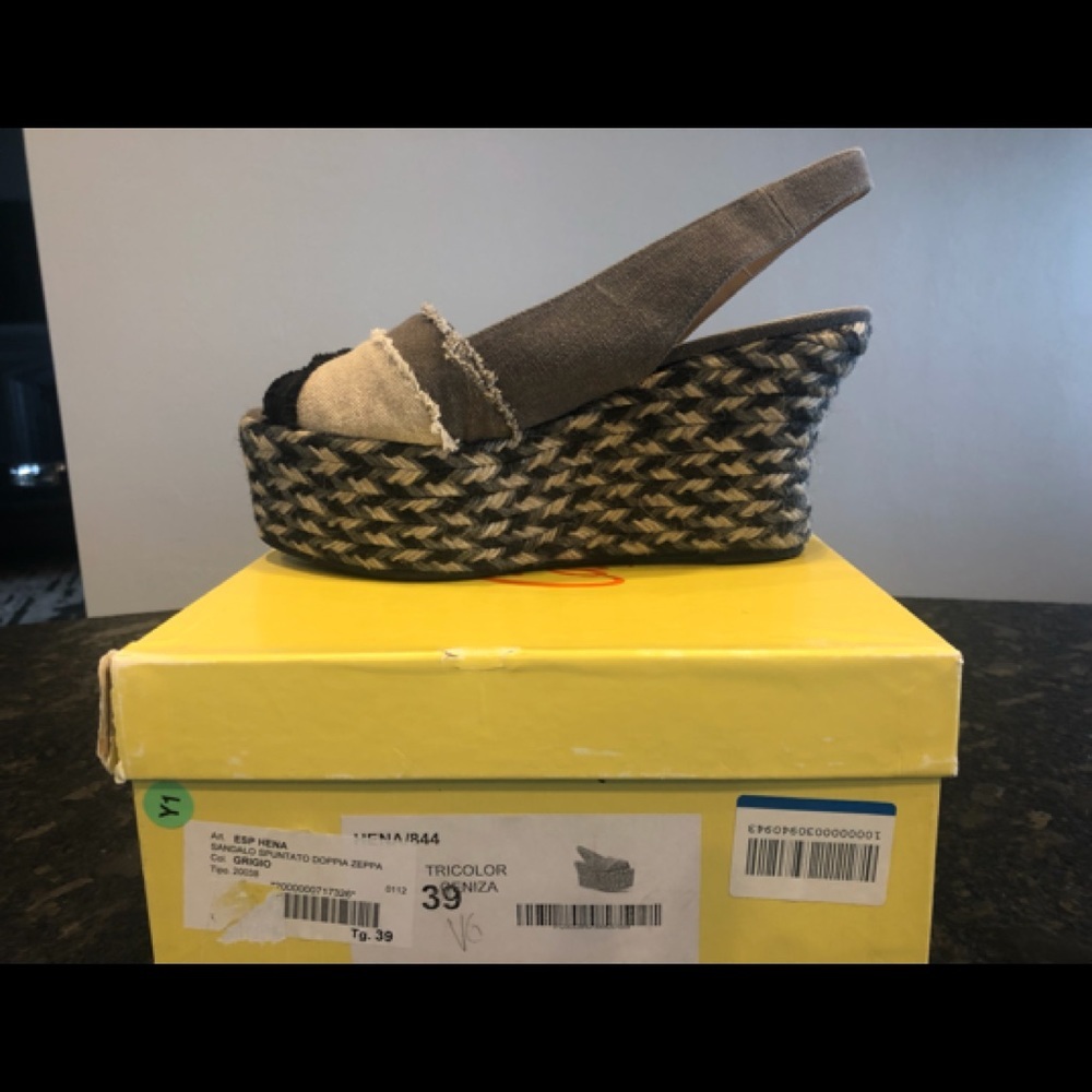 Castaner Black/Gray Frayed Edge Espadrilles